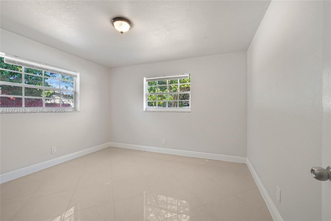 3861 NW 6th Ct, Lauderhill, FL 33311 Photo