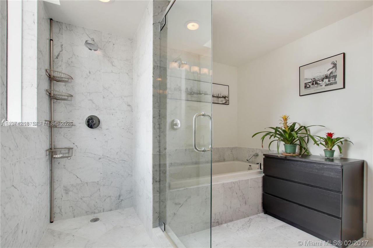 244 Biscayne Blvd, Unit 2109, Miami, FL 33132 Photo