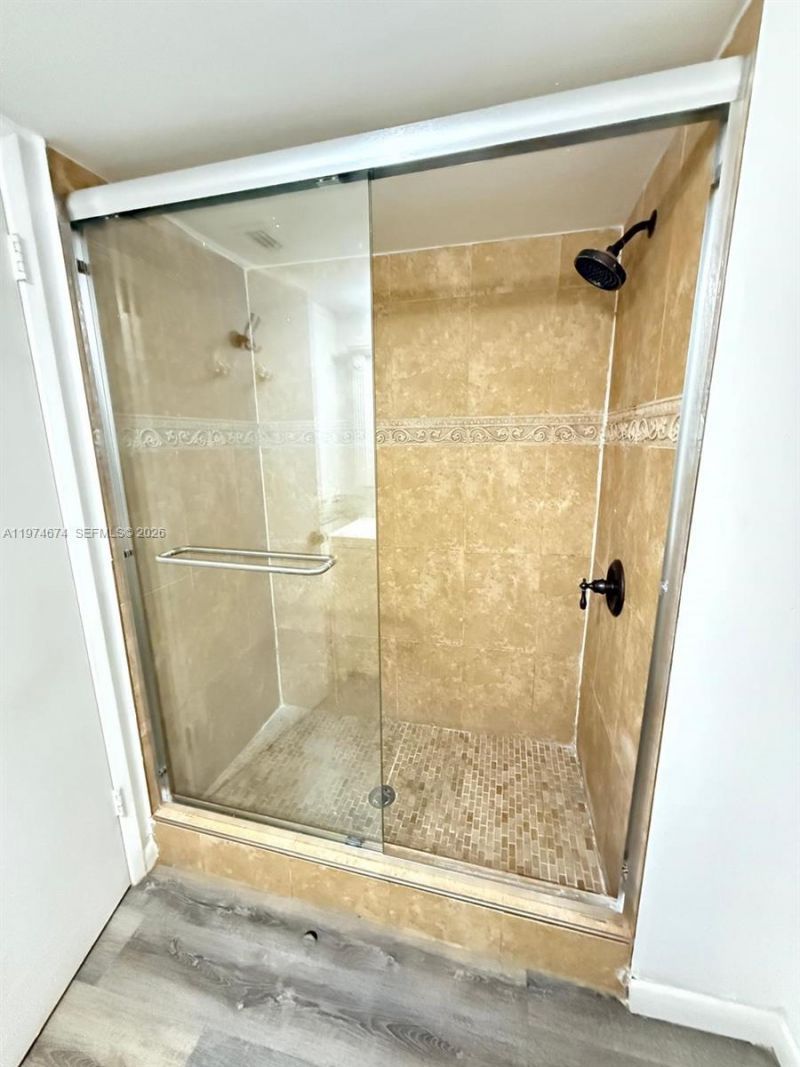 9741 Fontainebleau Blvd, Unit H106, Miami, FL 33172 Photo