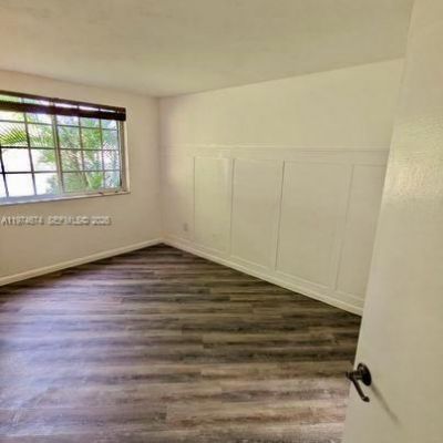 9741 Fontainebleau Blvd, Unit H106, Miami, FL 33172 Photo