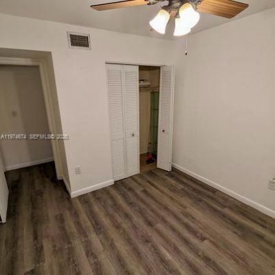 9741 Fontainebleau Blvd , Unit H106, Miami, FL 33172 Photo