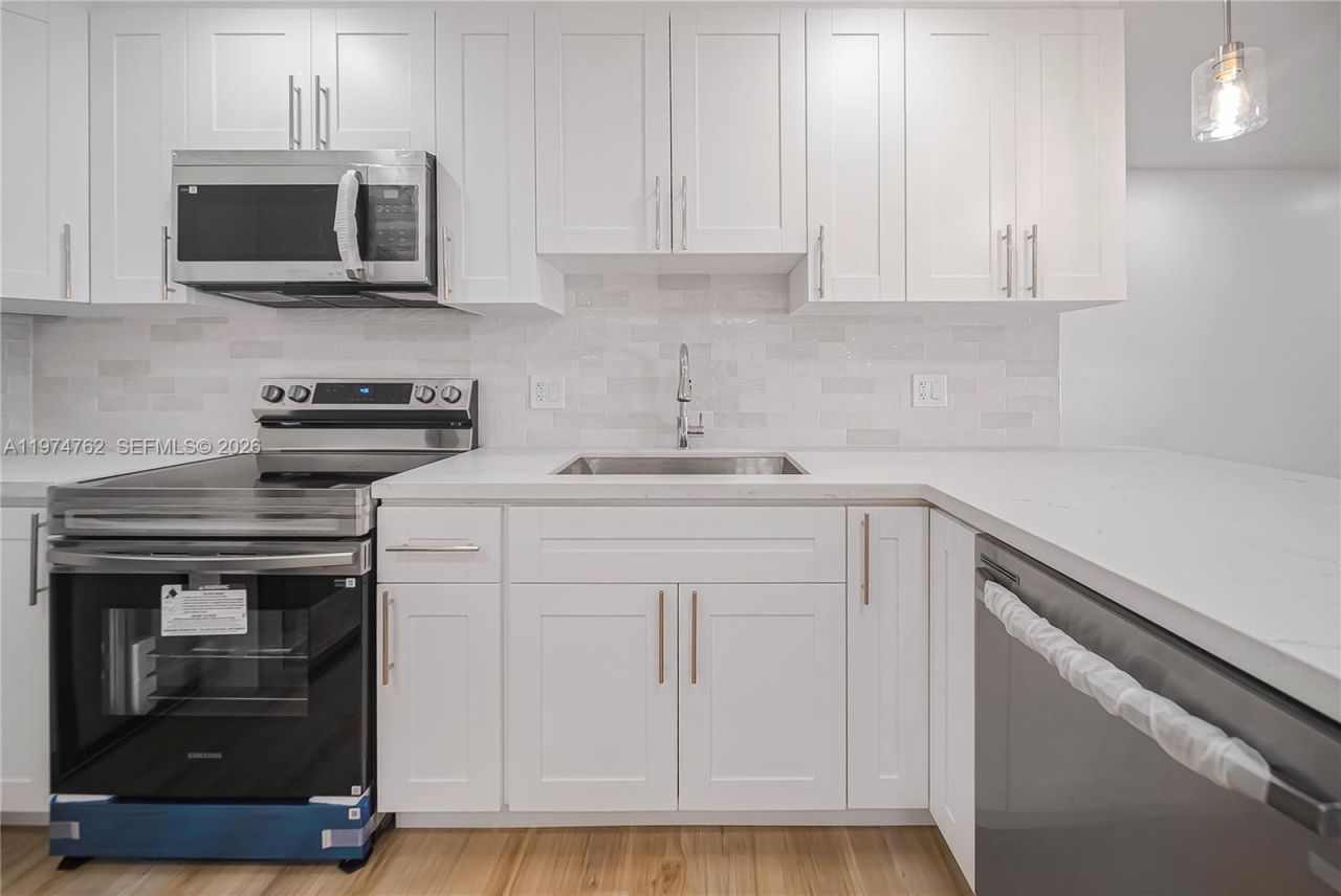 2106 Alfred Dr , Boynton Beach, FL 33426 Photo