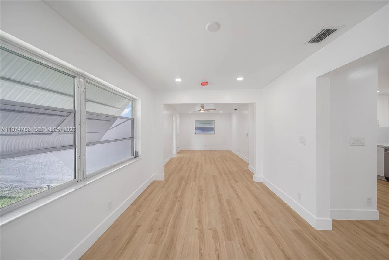 2106 Alfred Dr , Boynton Beach, FL 33426 Photo