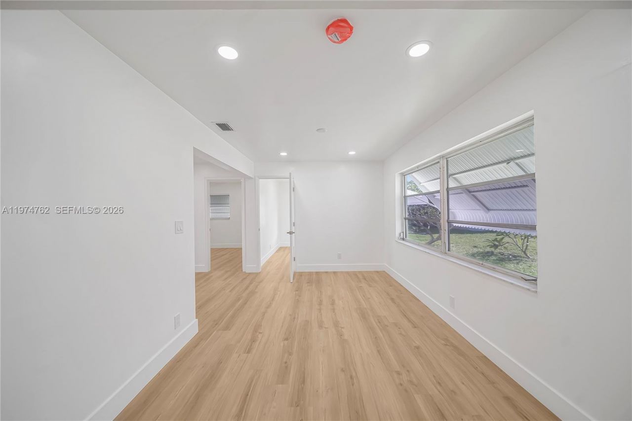 2106 Alfred Dr , Boynton Beach, FL 33426 Photo