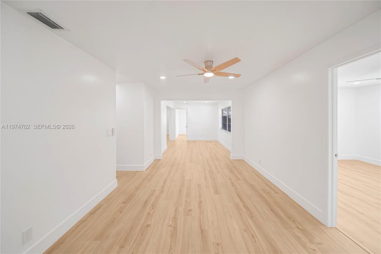 2106 Alfred Dr , Boynton Beach, FL 33426 Photo