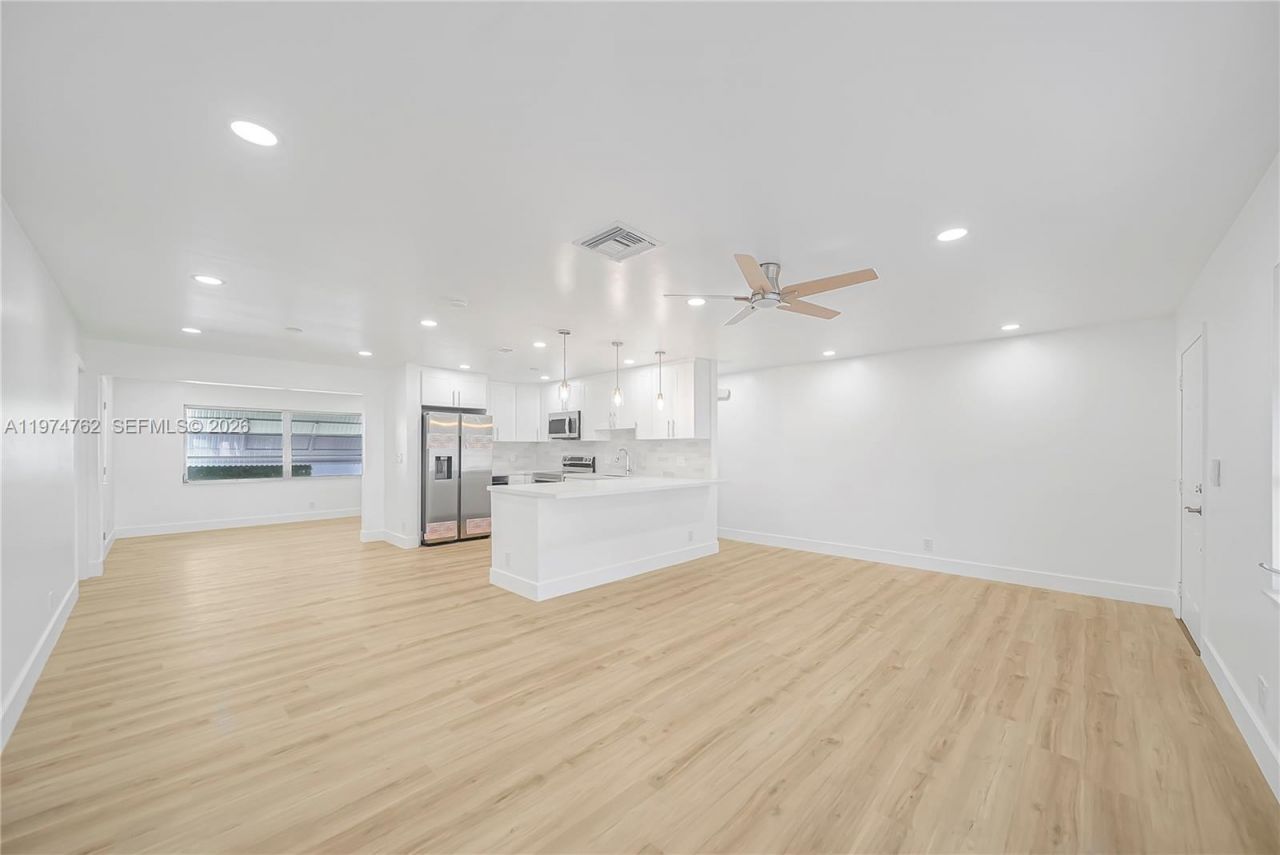 2106 Alfred Dr , Boynton Beach, FL 33426 Photo