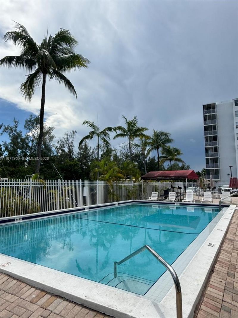 3660 NE 166th St, Unit 212, North Miami Beach, FL 33160 Photo