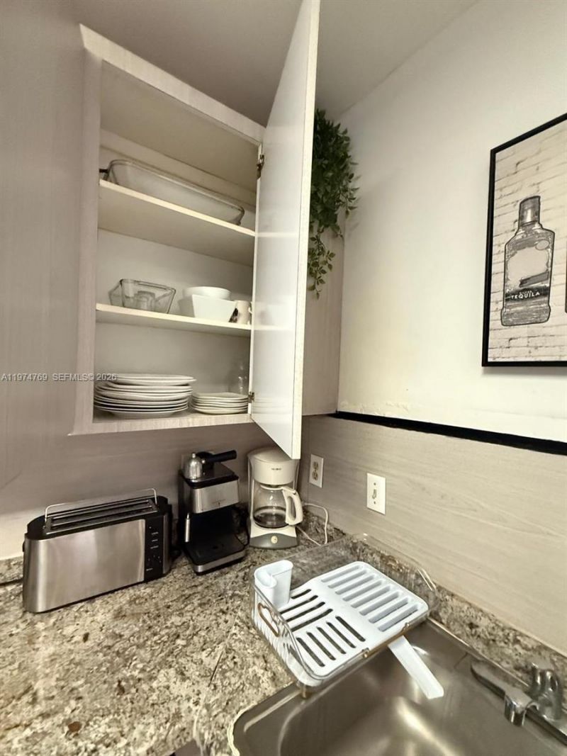 3660 NE 166th St, Unit 212, North Miami Beach, FL 33160 Photo