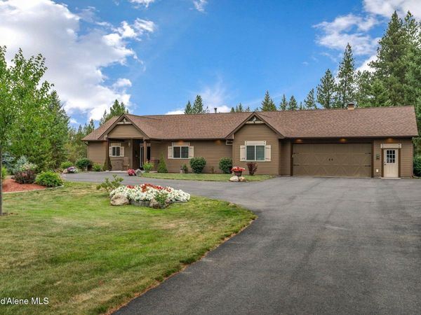 975 W Ohio Match RD , Rathdrum, ID 83858