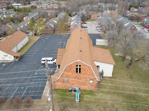 2826 Independence Street , Cape Girardeau, MO 63703