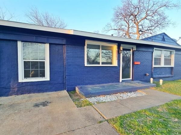 5563 Richardson Street, Fort Worth, TX 76119
