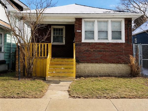 4090 N 7th STREET, Milwaukee, WI 53212