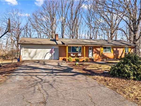 183 Jane Sowers Road , Statesville, NC 28625