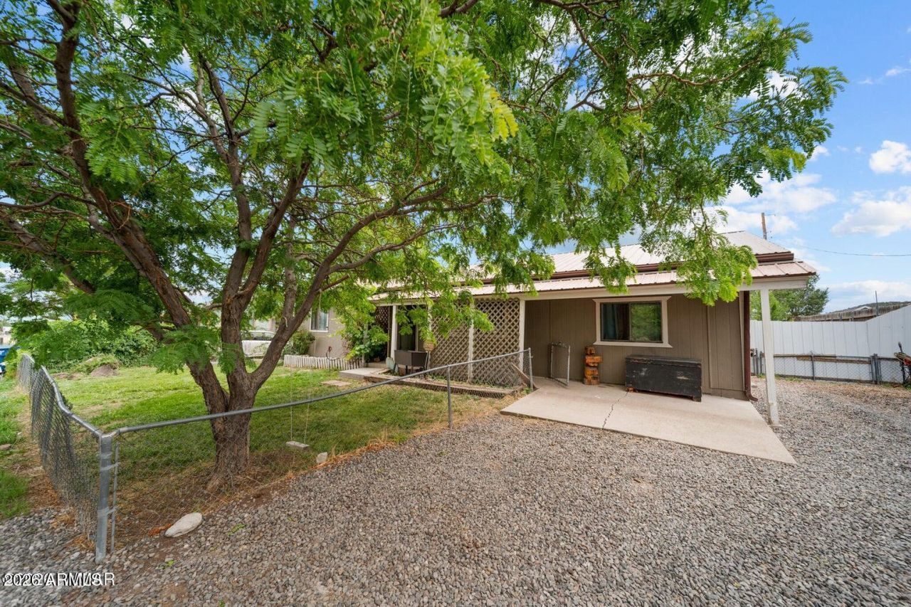 125 S Hamblin Street, Eagar, AZ 85925 Main Photo