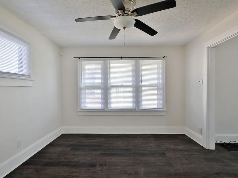 1562 Myrtle Avenue, Columbus, OH 43211 Photo 11