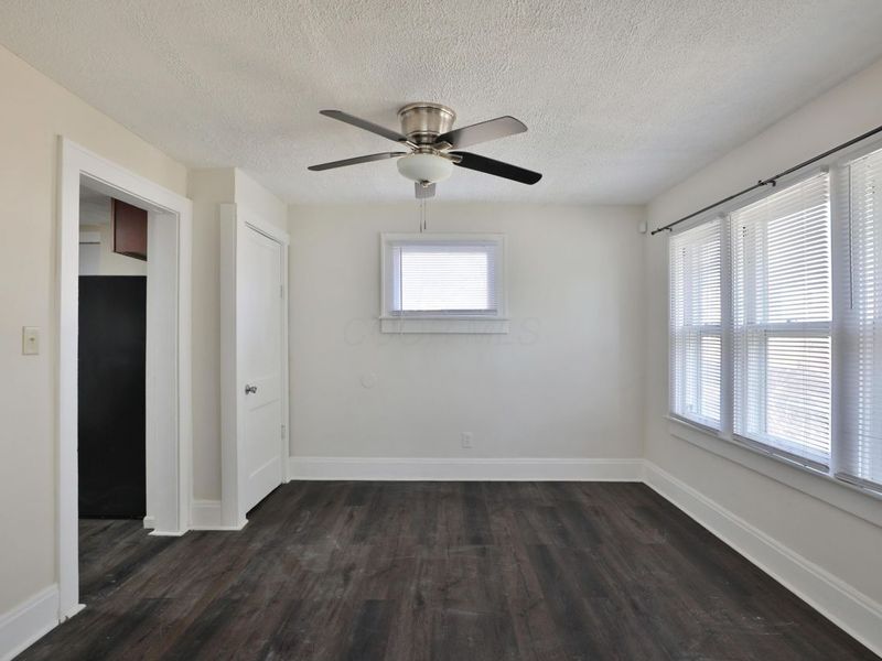 1562 Myrtle Avenue, Columbus, OH 43211 Photo 12