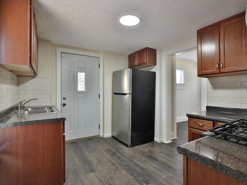 1562 Myrtle Avenue, Columbus, OH 43211 Photo 16