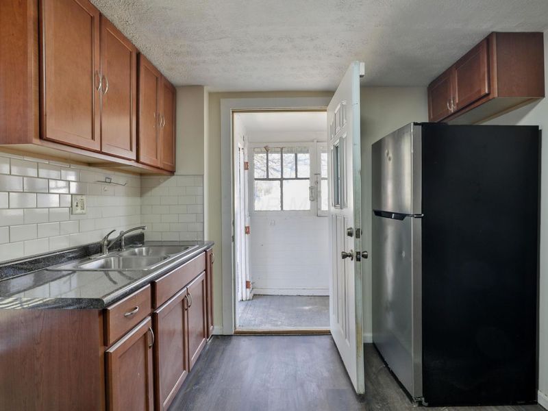 1562 Myrtle Avenue, Columbus, OH 43211 Photo 17