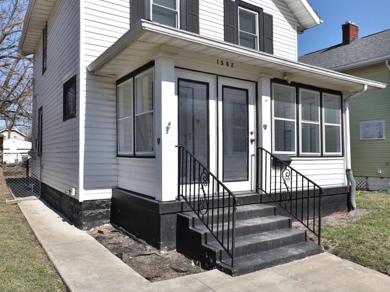 1562 Myrtle Avenue, Columbus, OH 43211 Photo 3