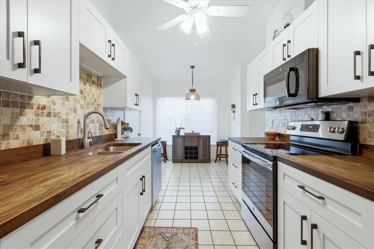 3102 40th Street W, Bradenton, FL 34205 Photo