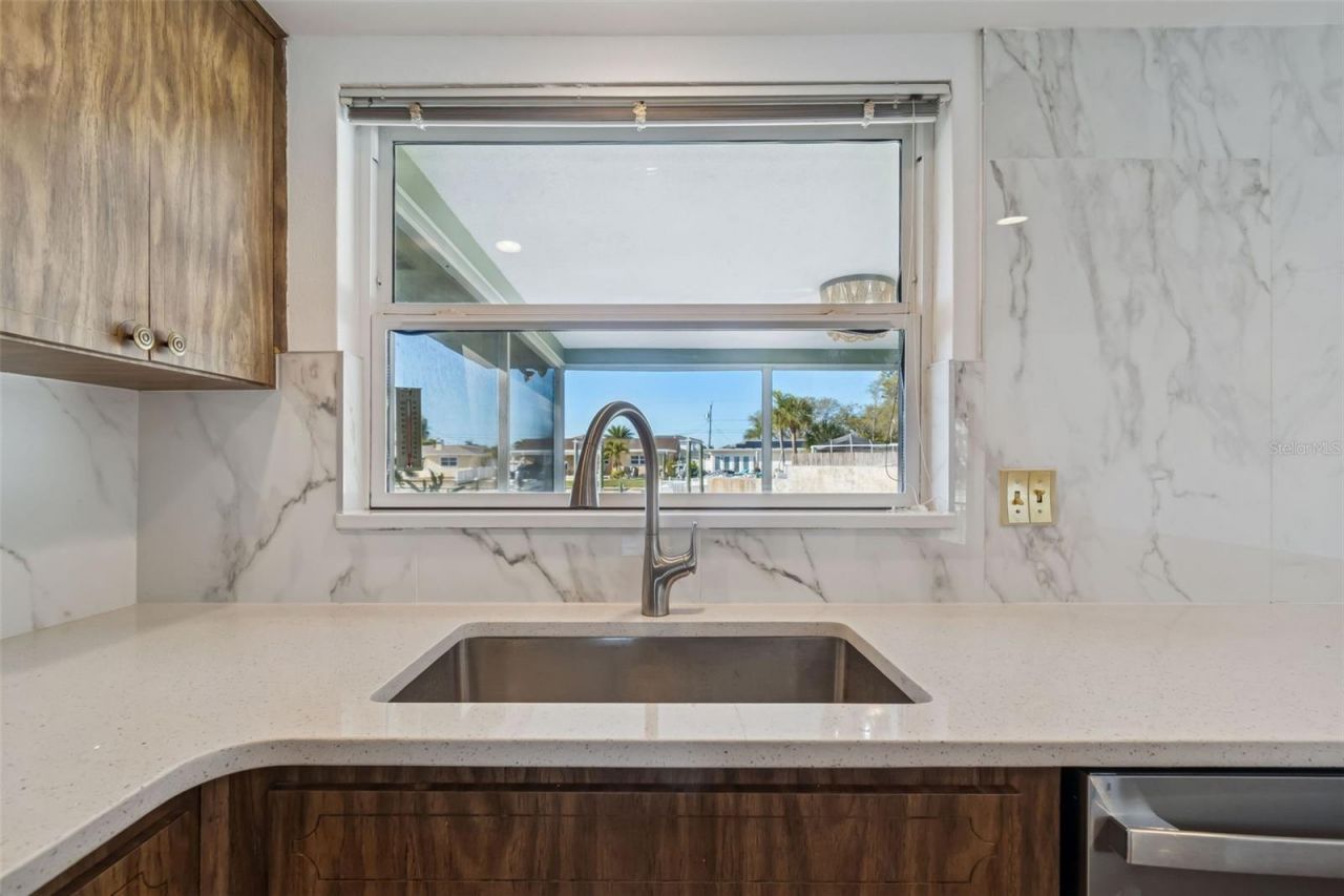 4415 Clearwater Harbor Drive N, Largo, FL 33770 Photo