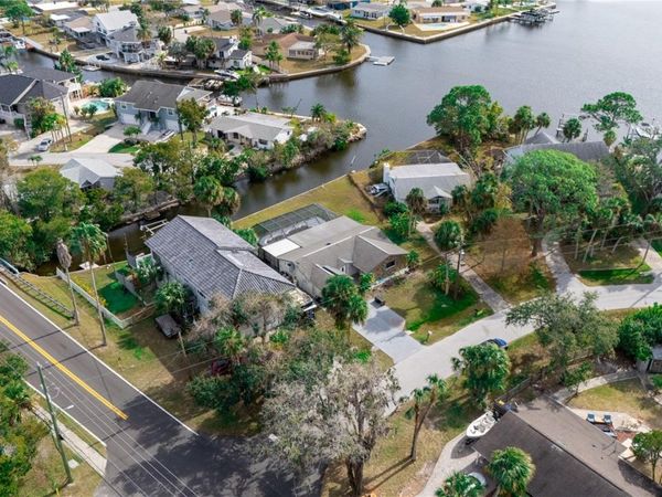 5254 MILLER BAYOU DRIVE , PORT RICHEY, FL 34668