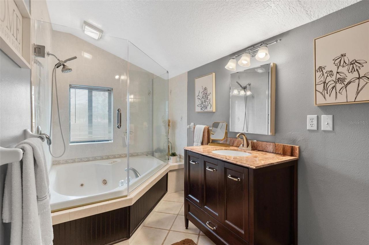 1636 Lake Ella Road, Fruitland Park, FL 34731 Photo