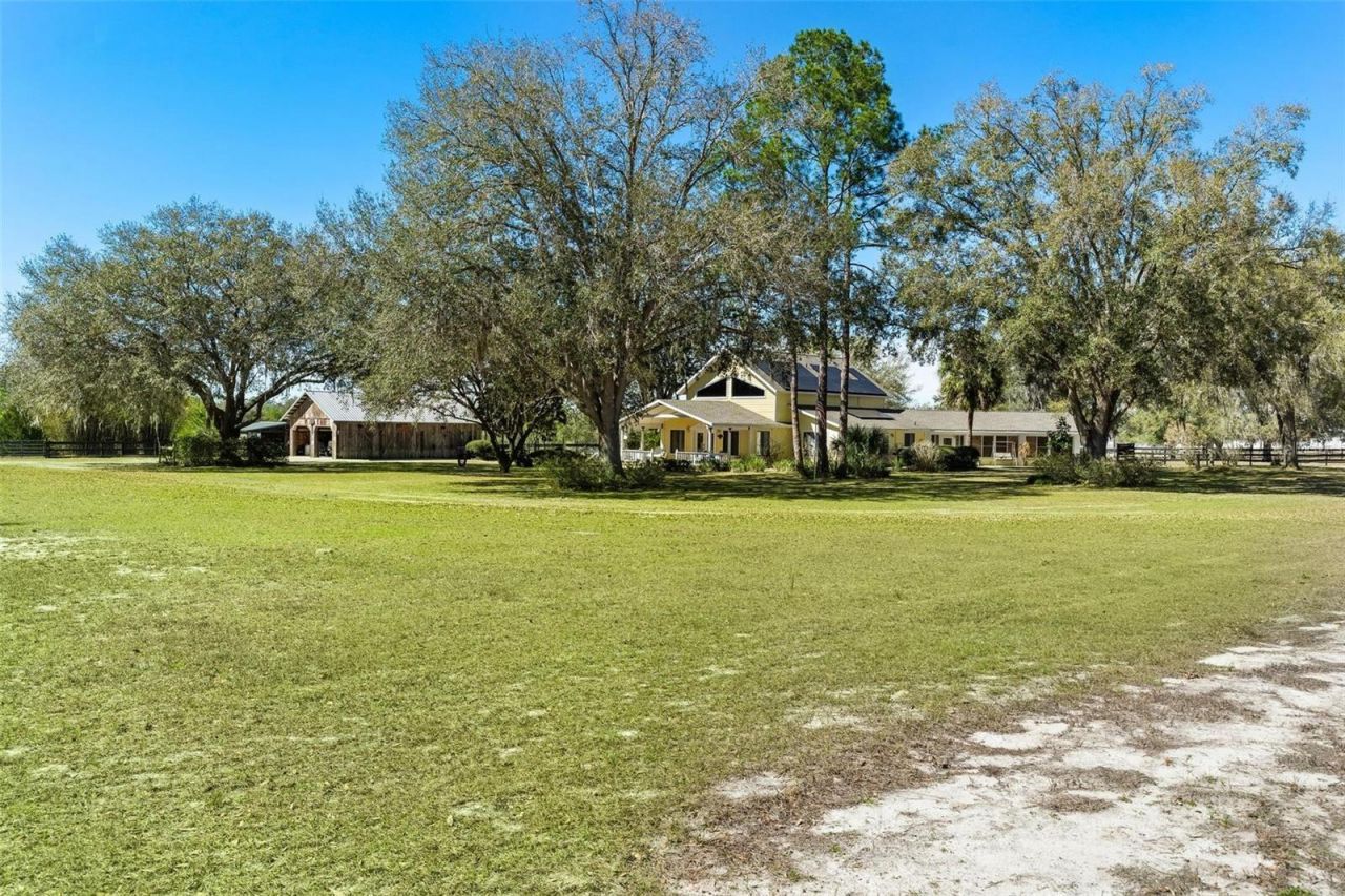 1636 Lake Ella Road, Fruitland Park, FL 34731 Photo