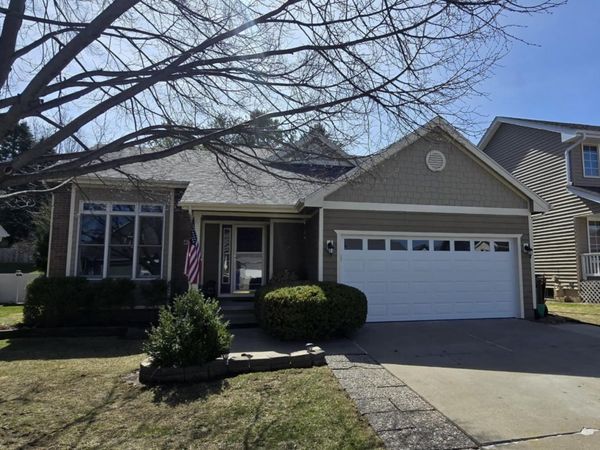 4742 Meadow Valley Drive, West Des Moines, IA 50265