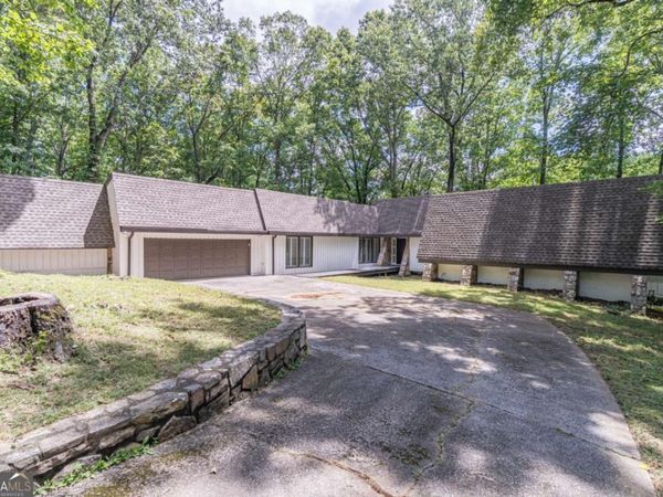 4022 Wesley Chapel Road, Marietta, GA 30062