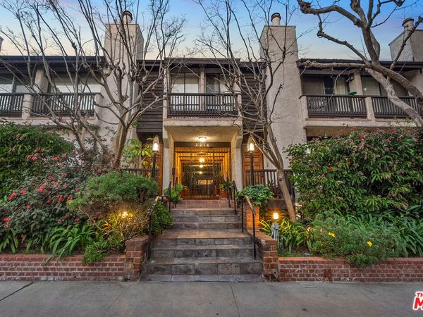 2216 S Bentley Avenue, Unit 11, Los Angeles, CA 90064