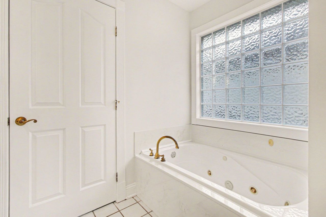 4101 Heather Lakes Dr.  Photo 18