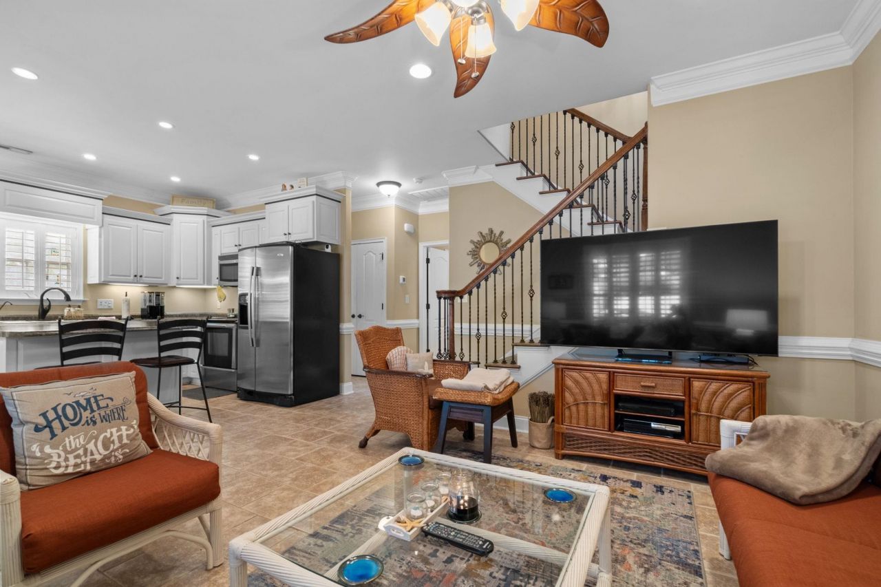 6001 - 1404 S Kings Hwy. Photo 12