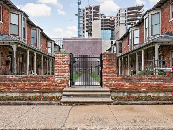 1446 N Illinois Street , Indianapolis, IN 46202