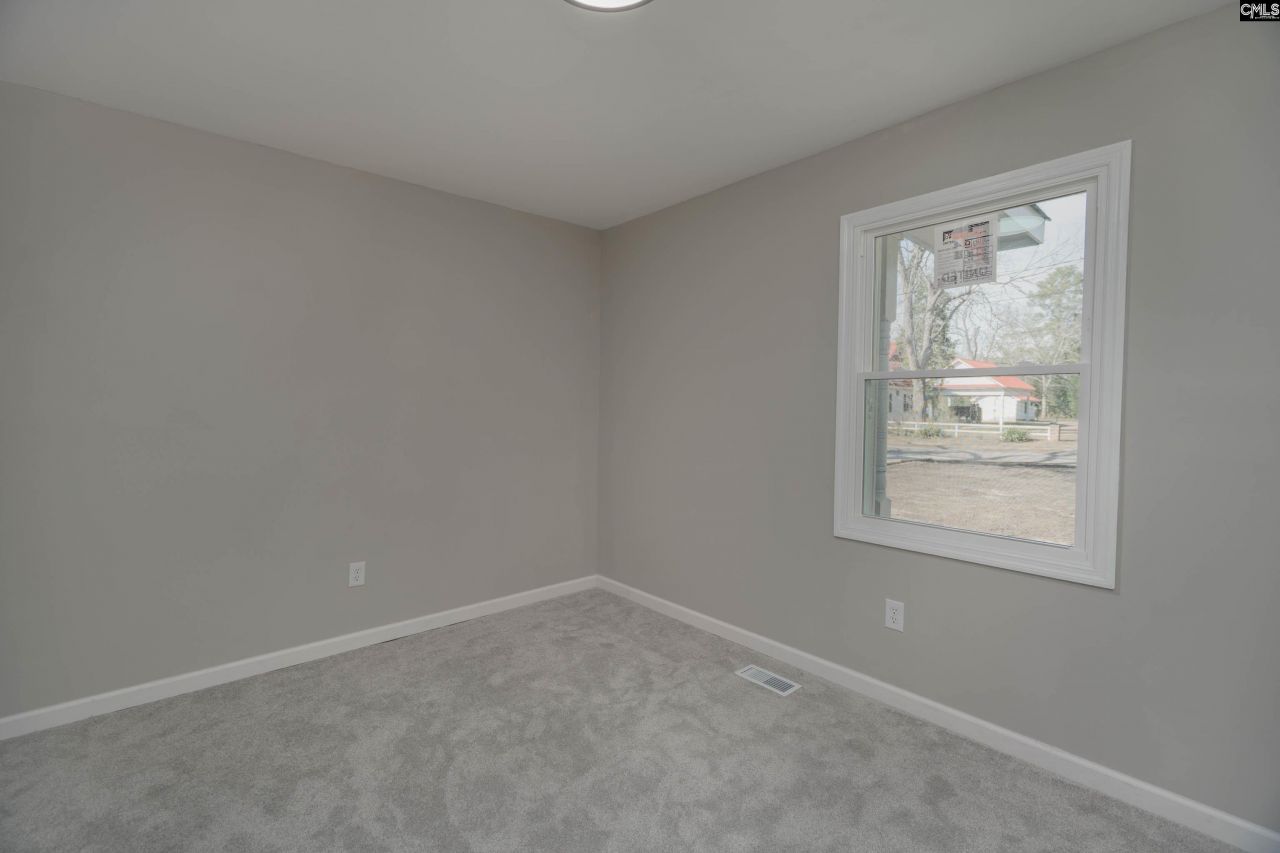 719 Camelia Street  Photo 14