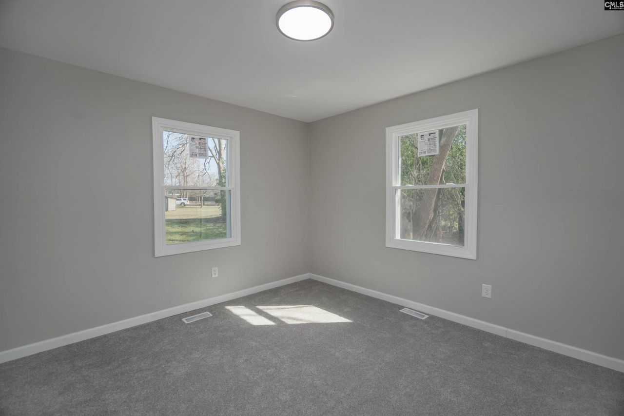 719 Camelia Street  Photo 23