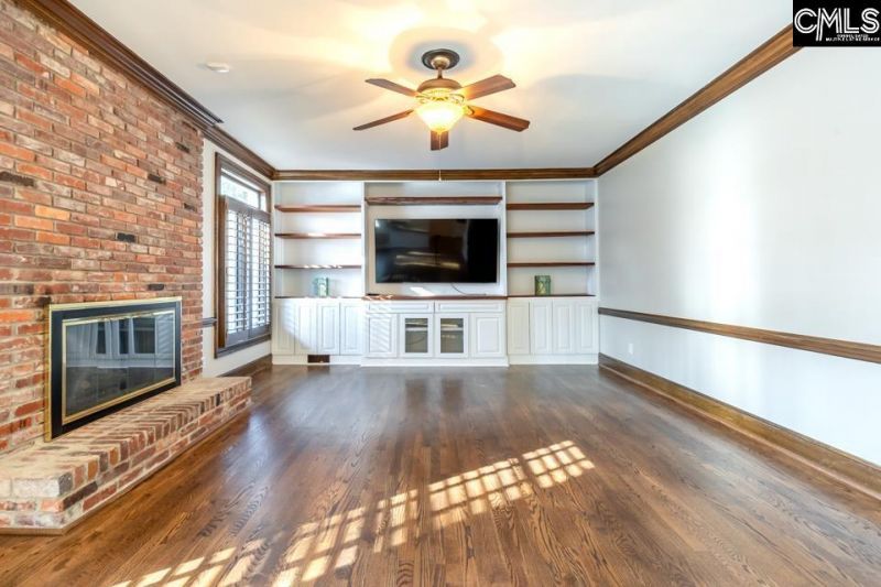 120 Running Fox Road  Photo 9