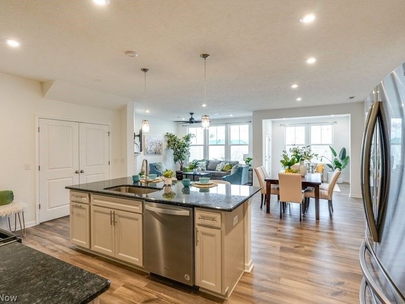 855-2 Dipper Lane, Aurora, OH 44202 Photo 3