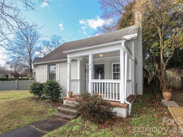 1613 Lombardy Circle, Charlotte, NC 28203