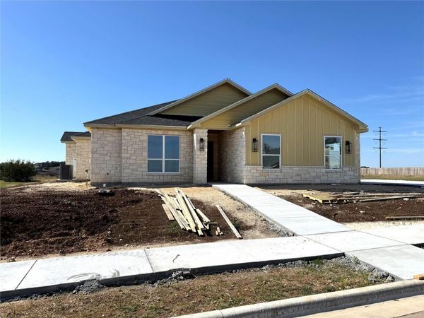 1614 Hunt DR , Salado, TX 76571