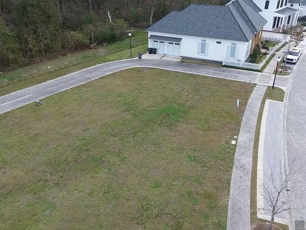 2836-2844 Pointe-marie Dr, Baton Rouge, LA 70820