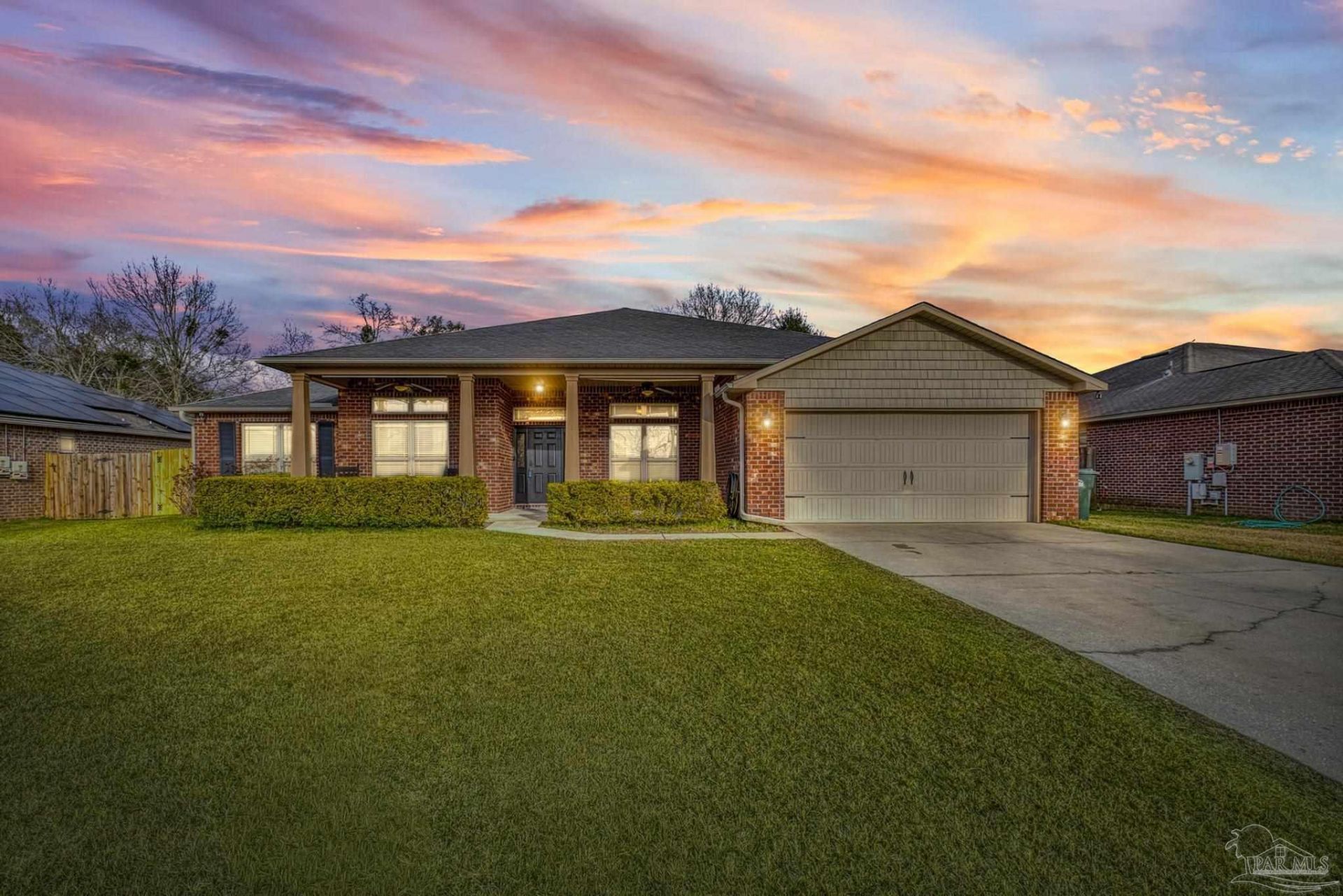 6019 Chester Dr, Pensacola, FL 32526 Main Photo