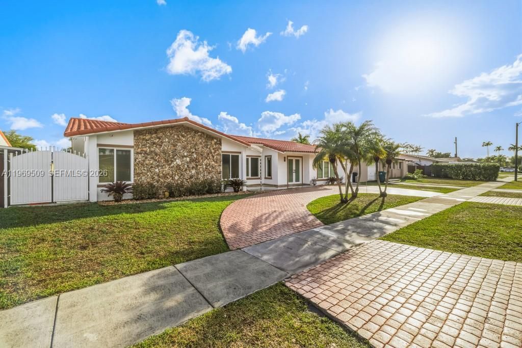 13170 SW 20th St, Miami, FL 33175 Photo