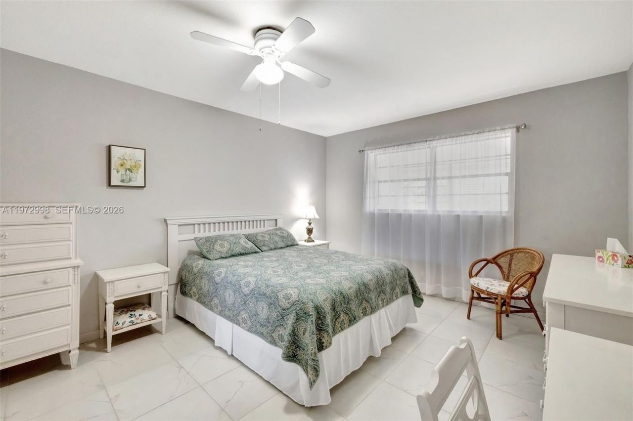 5002 NW 35th St, Unit 306, Lauderdale Lakes, FL 33319 Photo