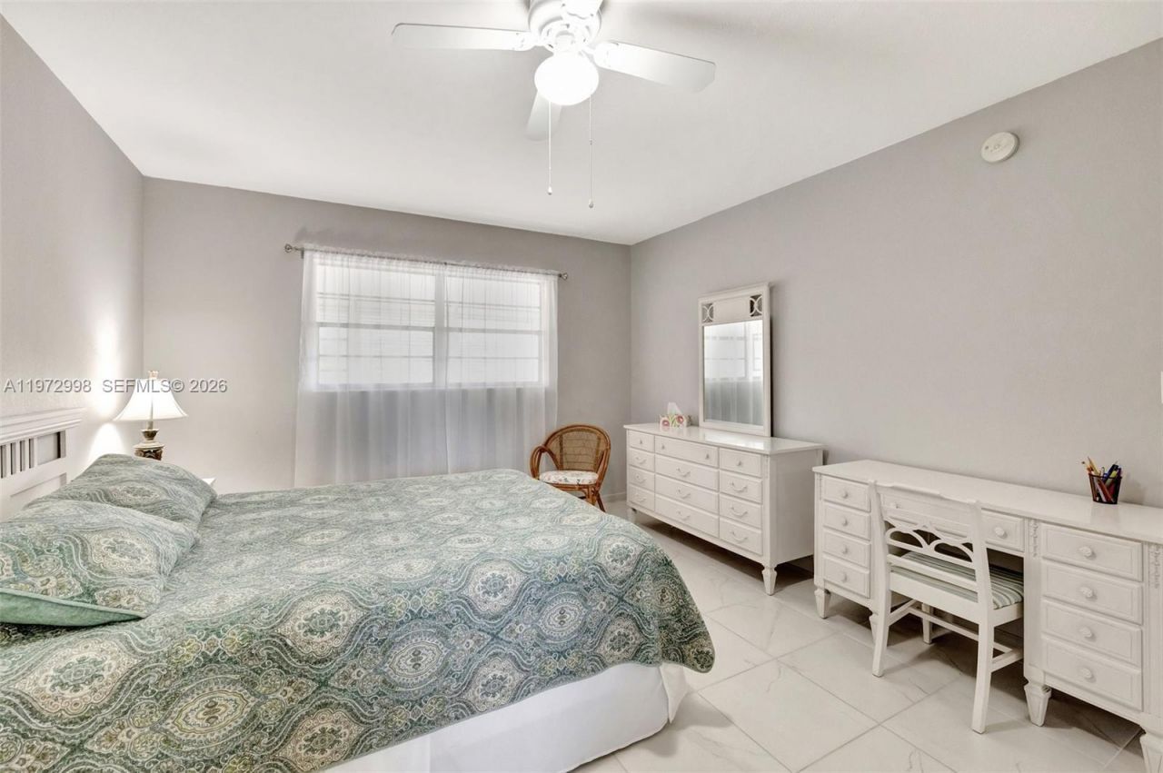 5002 NW 35th St, Unit 306, Lauderdale Lakes, FL 33319 Photo