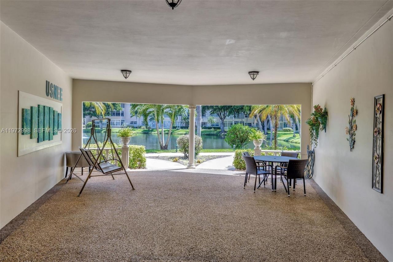 5002 NW 35th St, Unit 306, Lauderdale Lakes, FL 33319 Photo