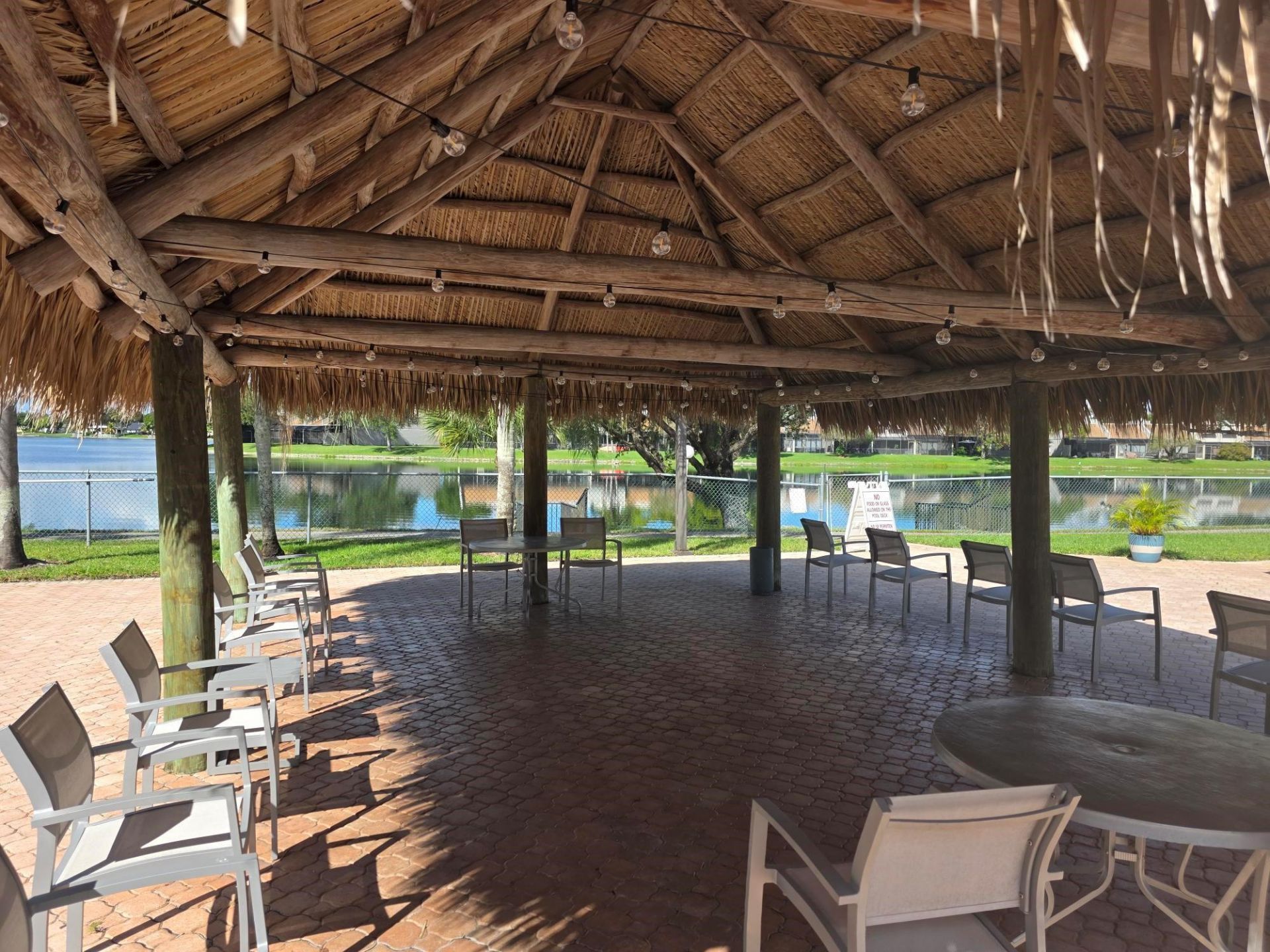 1001 Colony Point Circle, Unit 417, Pembroke Pines, FL 33026 Photo