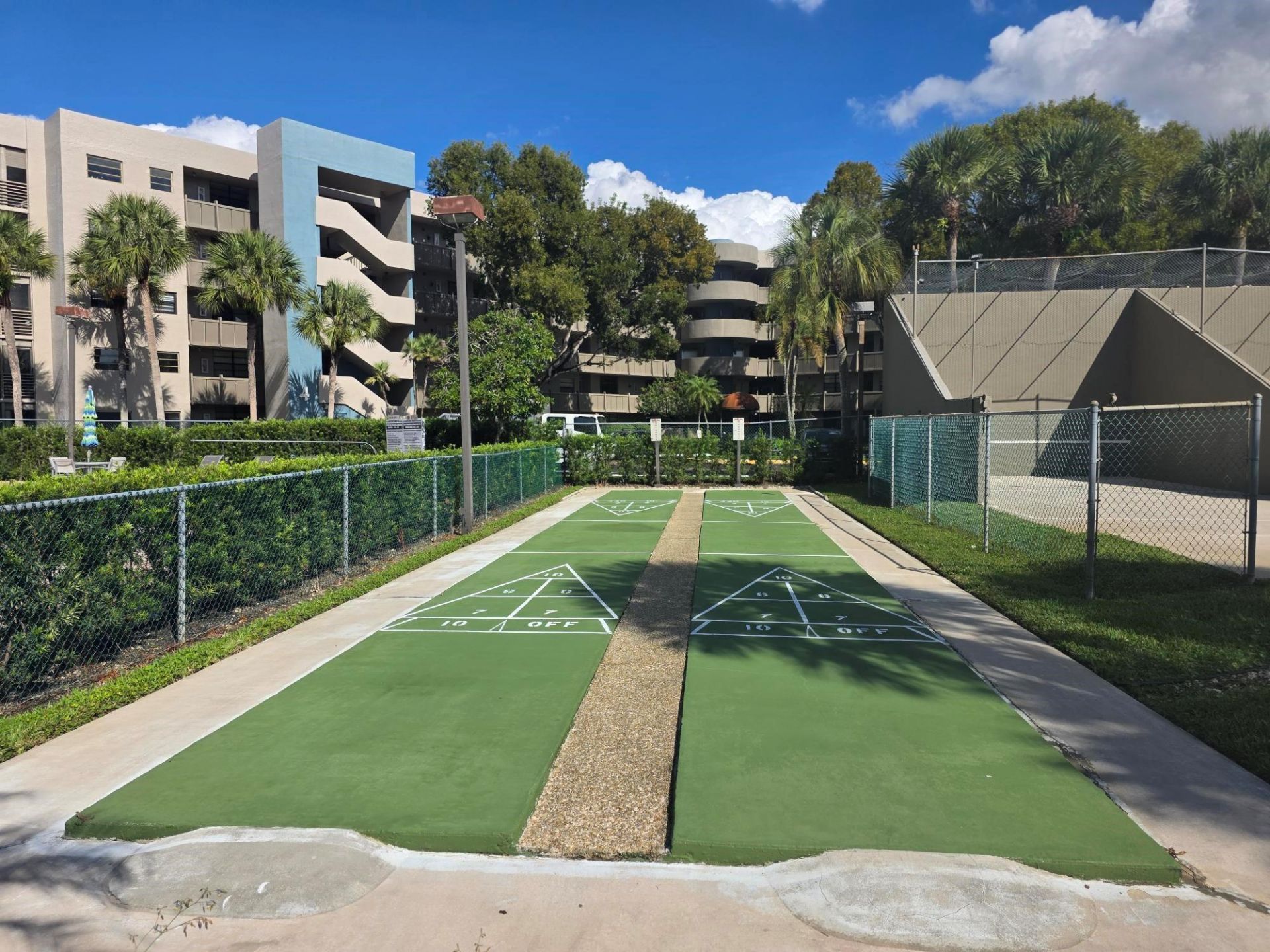 1001 Colony Point Circle, Unit 417, Pembroke Pines, FL 33026 Photo