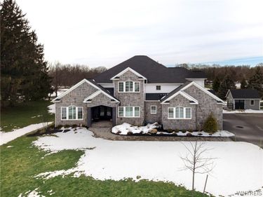 4990 Kraus Road, Clarence, NY 14031