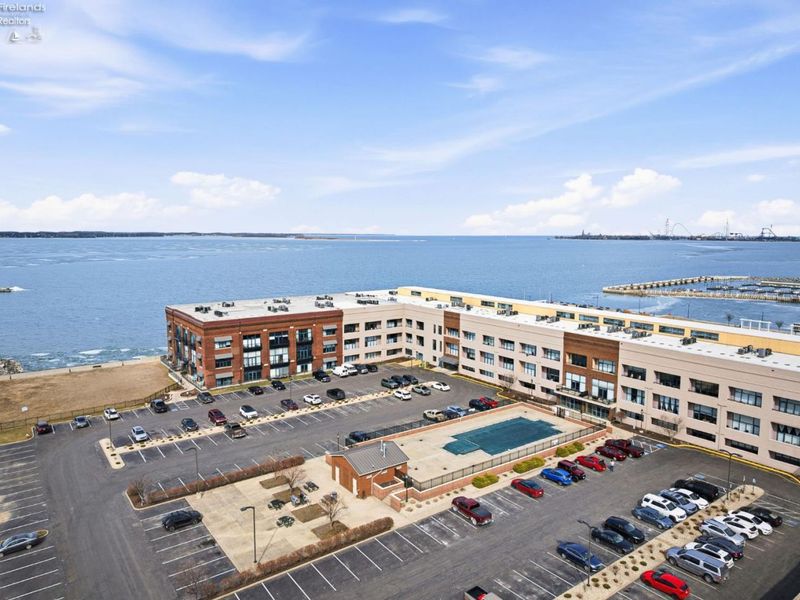 401 W Shoreline Drive, Unit 267, Sandusky, OH 44870 Photo 3